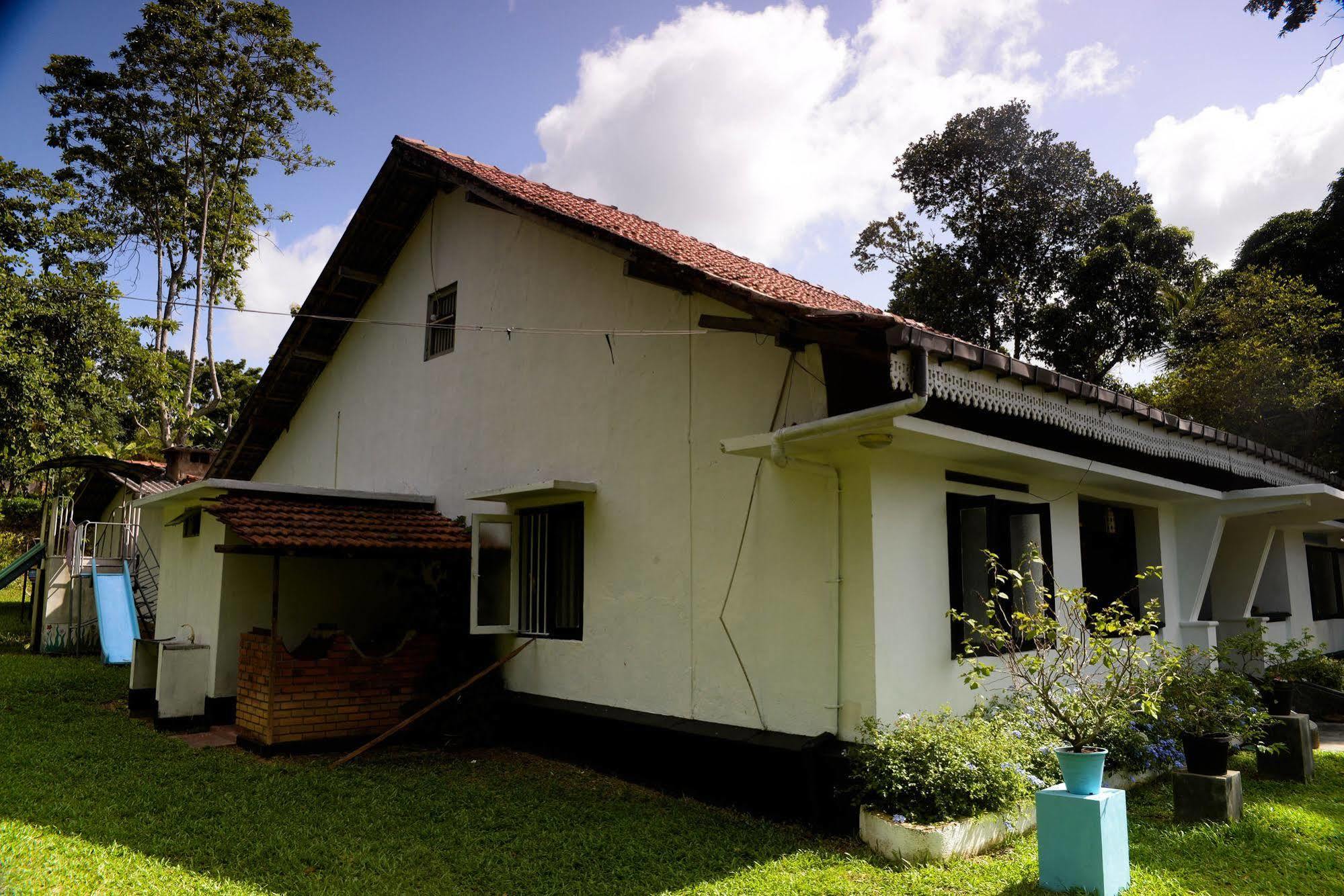 Maggie Garden Hostel Galle Buitenkant foto